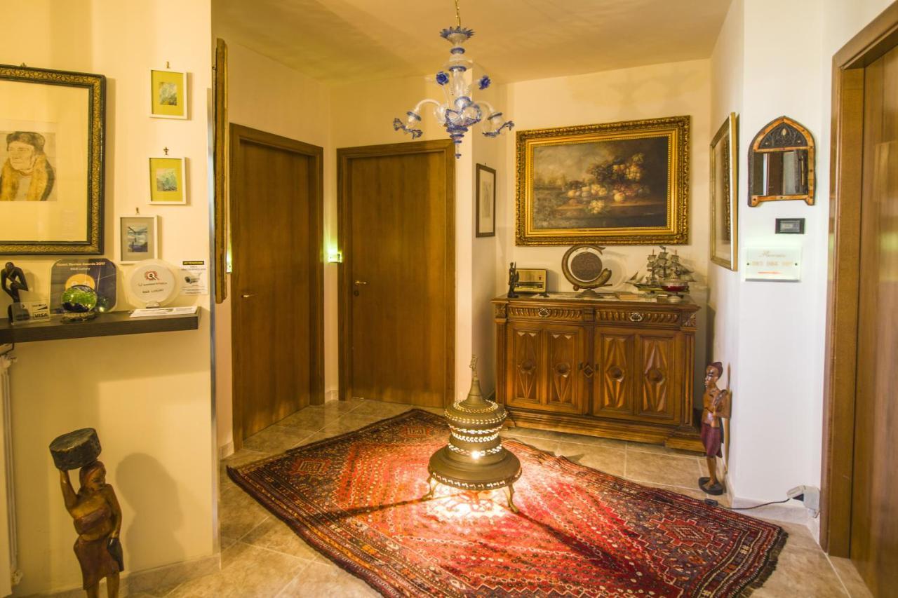 ลักชัวรี บีแอนด์บี เลชเช Bed & Breakfast ภายนอก รูปภาพ